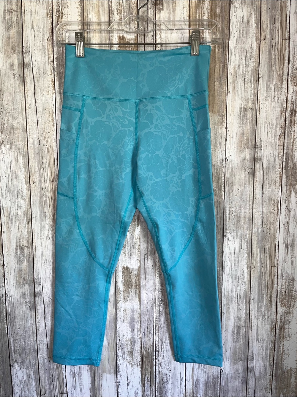 ZYIA Active Blue Floral Pocket Light n Tight Hi Rise Capri Leggings 4 - Picture 2 of 5